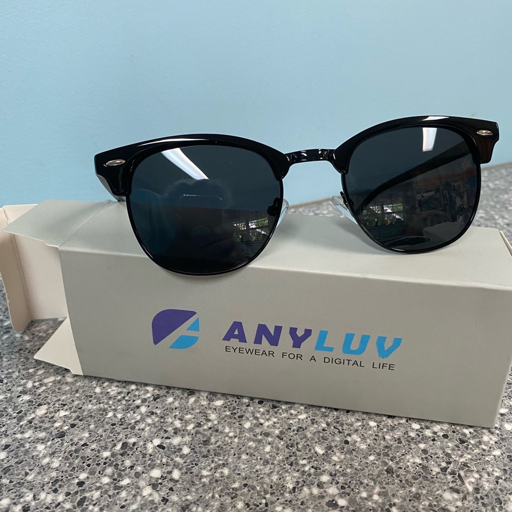 Anyluv Polarized Sunglasses